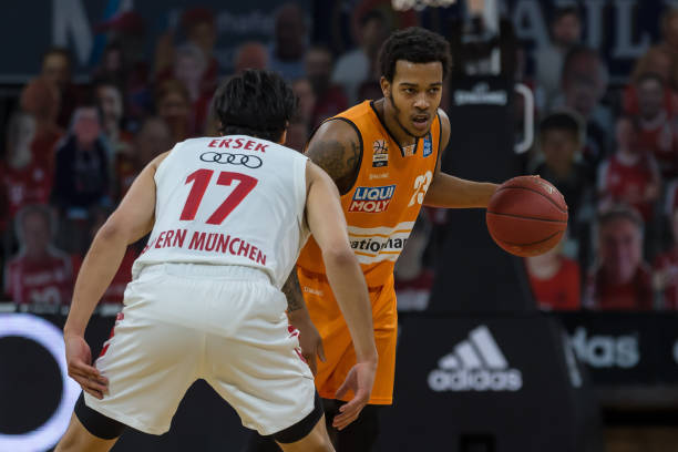 天才中场 天才中场