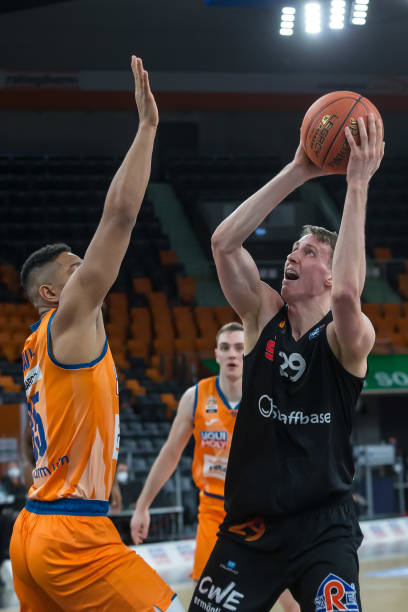 虽然总比分 虽然总比分