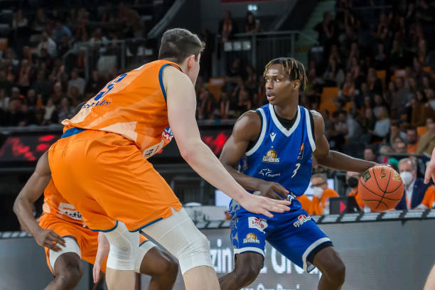 季中引入金 季中引入金