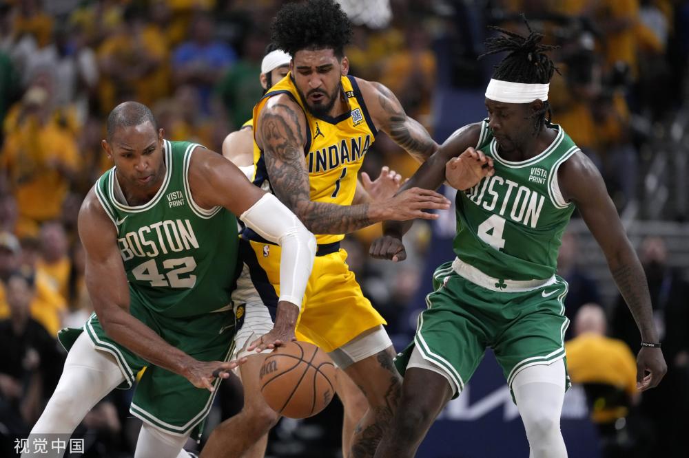 体对抗中稍 体对抗中稍